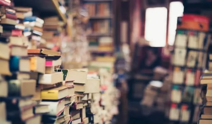 The Best Travel Books for Long-Term Travelers